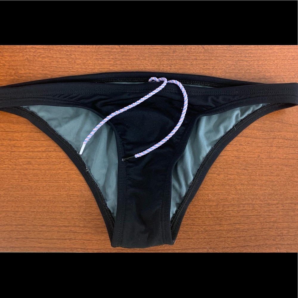 Jolyn Europe Bottoms size medium